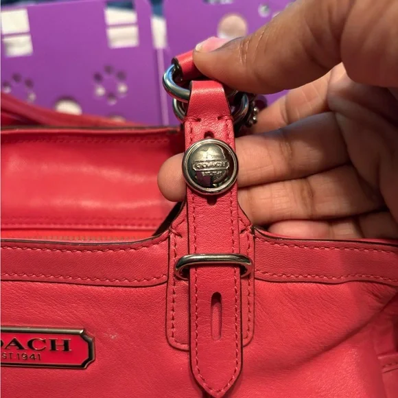 Coach Medium Leather Shoulder Bag. Pink/bright coral - Picture 7 of 16